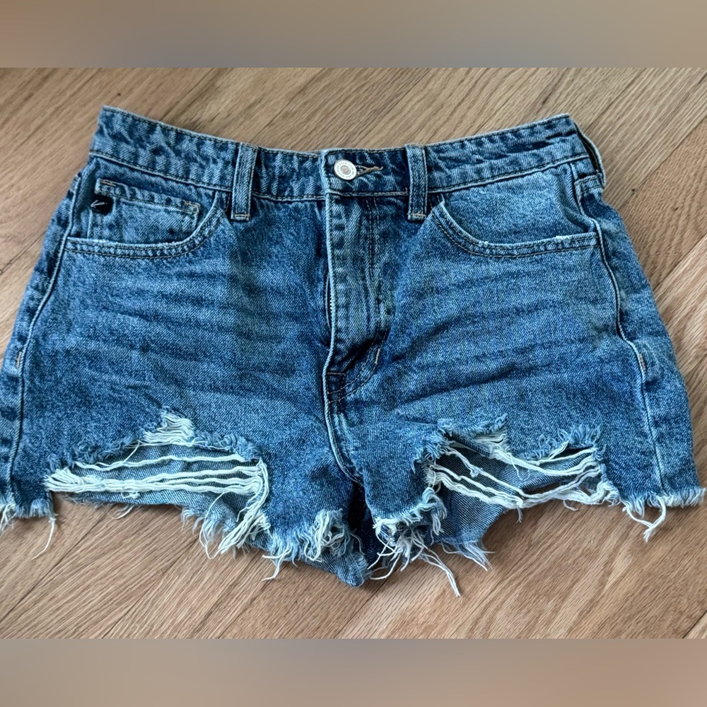 NWOT Mid rise denim shorts